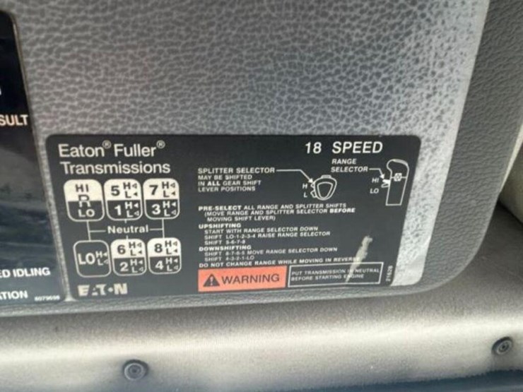 2005-volvo-tri/a-dump-truck-4v5k99gh55n391882-image-19