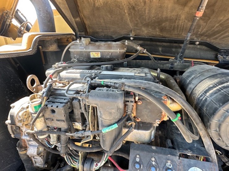 2005-caterpillar-th360b-image-50