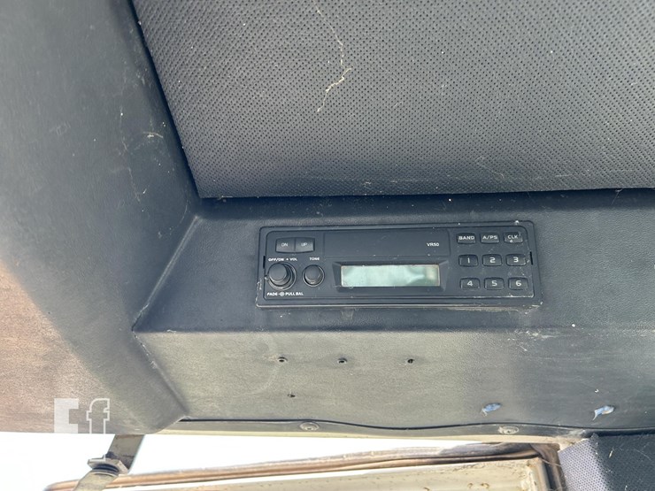 j-i-case-1070-image-33