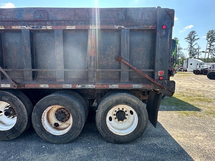 1978-mack-r686-image-13