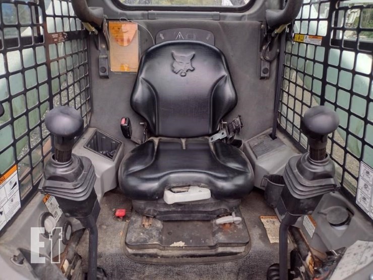 2015-bobcat-s650-image-12