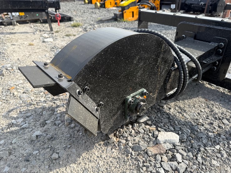 #2000-•-#26295-•-unused-giyi-skid-steer-stump-grinder-dszymj250762-image-6