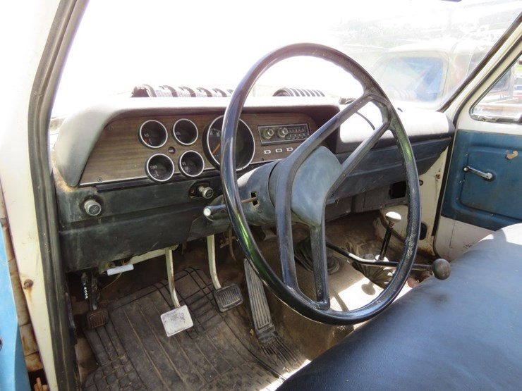 1974-dodge-w200-image-10
