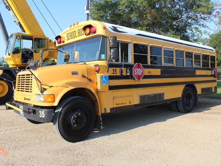 2000-international-3800-image-2