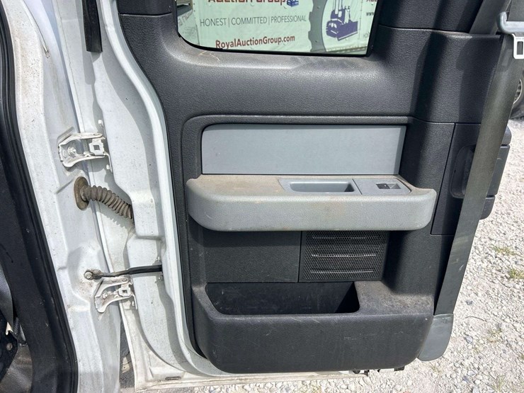 2014-ford-f150-image-15