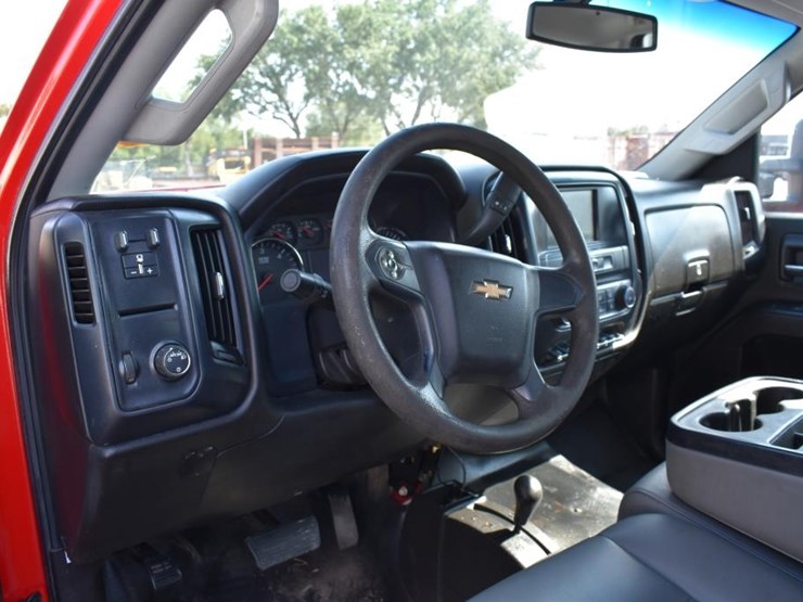 2016-chevrolet-3500hd-image-7