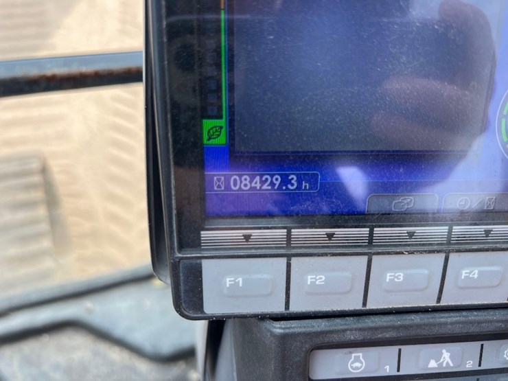 2018-komatsu-pc360-lc-11-image-40