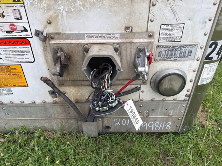 2017-utility-102'-x-53"-image-16