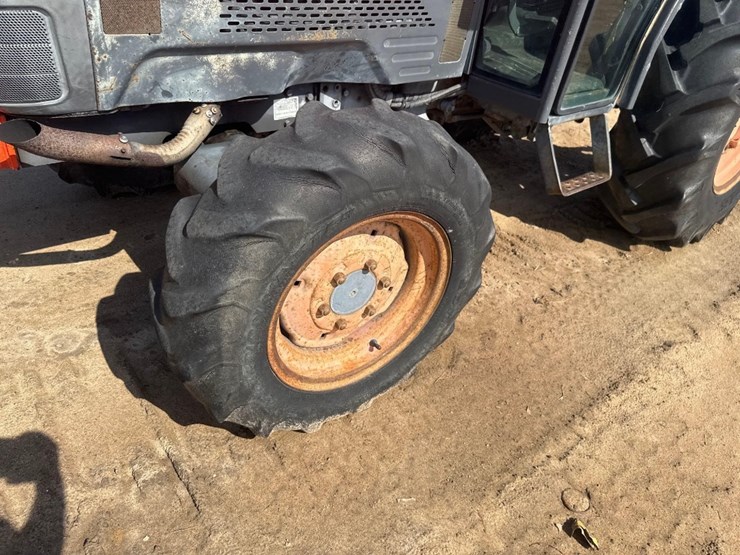 kubota-l4630d-image-10