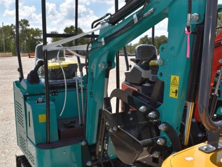 h15r-mini-excavator-(serial-#-h15r20250629b8010)-(k)-image-2