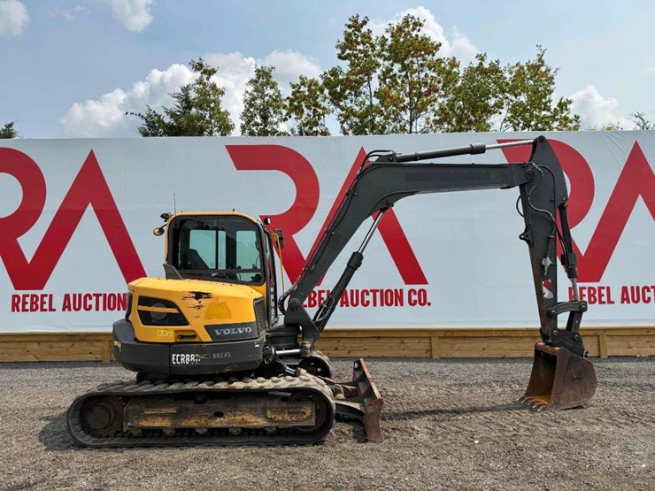2018-volvo-ecr88d-image-8