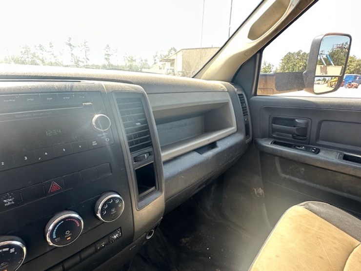 dodge-ram-5500-image-50