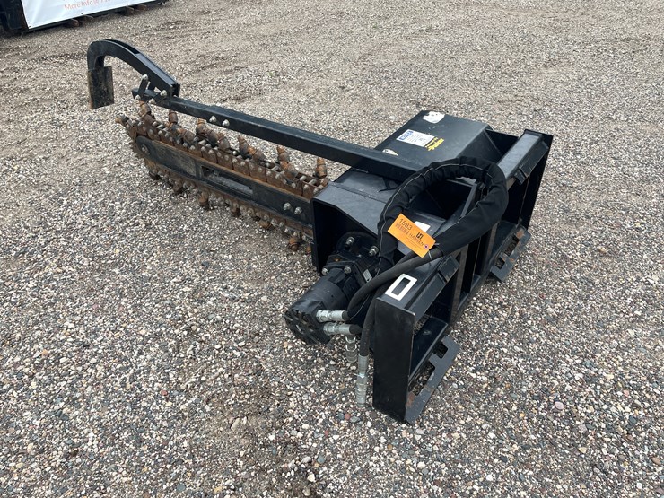 #182-•-star-skid-steer-mount-trencher-image-7