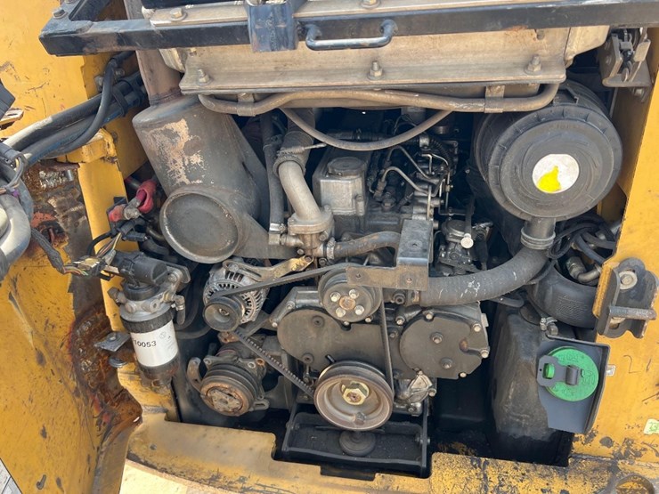 2008-caterpillar-272c-image-21