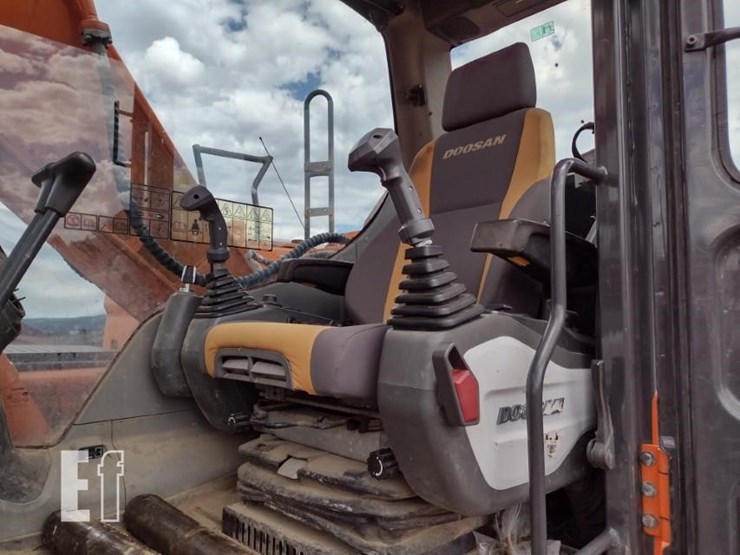 2015-doosan-dx180-lc-3-image-13