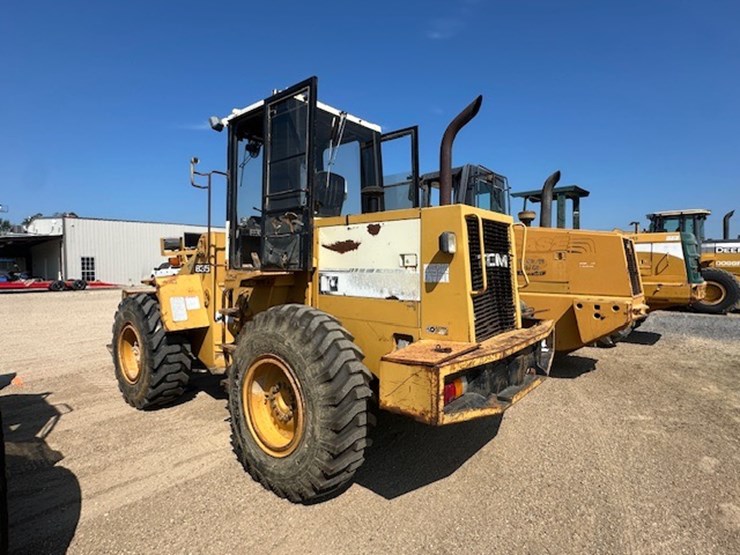 #2286-•-tcm-835-2-series-rubber-tire-loader-image-9