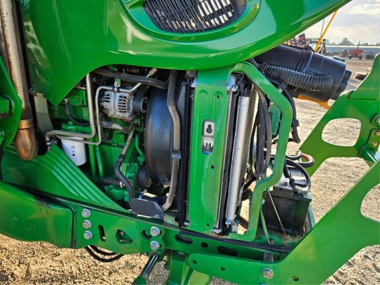 john-deere-6230-image-17