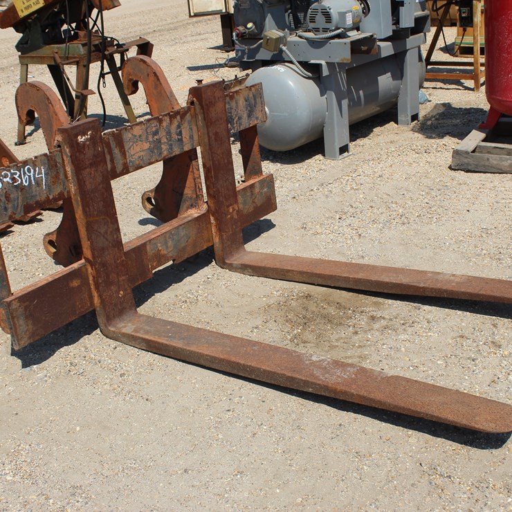 #3539 • FORK FRAME WITH FORKS