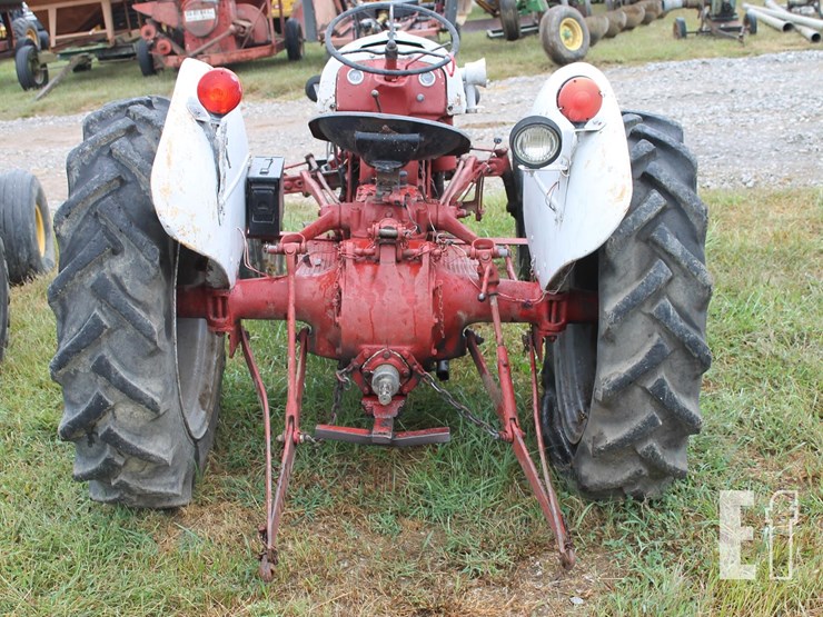 ford-8n-image-4