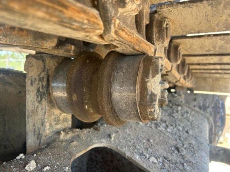 2010-caterpillar-324dl-image-55