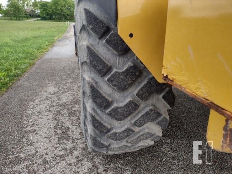 2018-caterpillar-910m-image-23