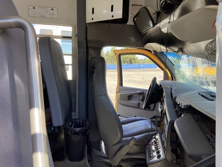 2008-chevrolet-express-school-bus-image-11