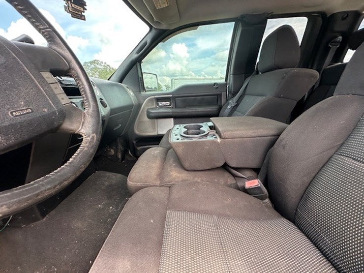 2004-ford-f150-image-37