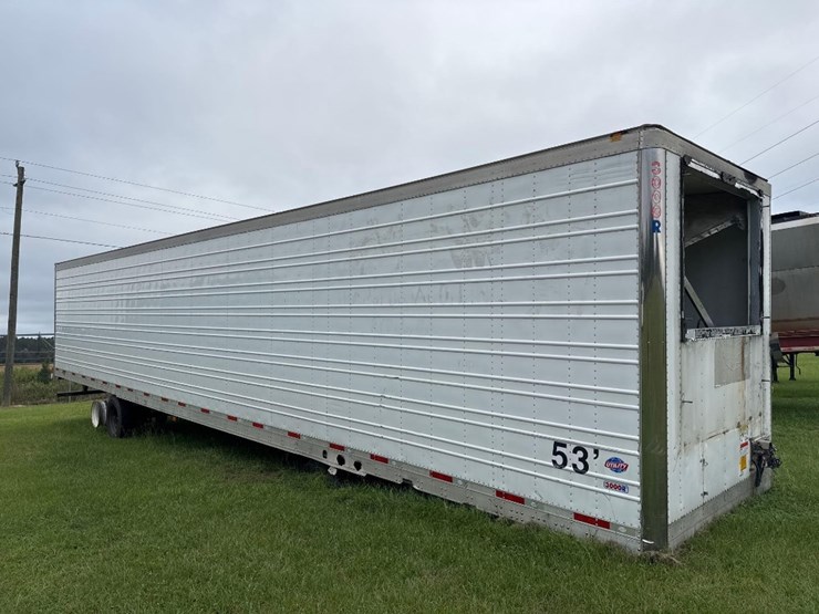 2017-utility-102'-x-53"-image-3