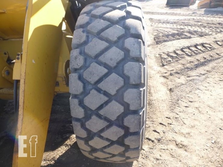 2013-caterpillar-924k-image-22