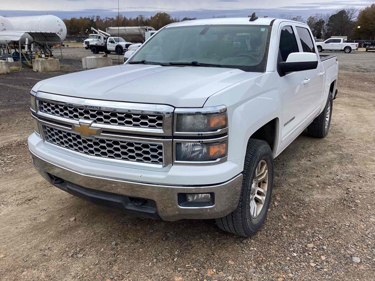 2015-chevrolet-silverado-1500-image-1