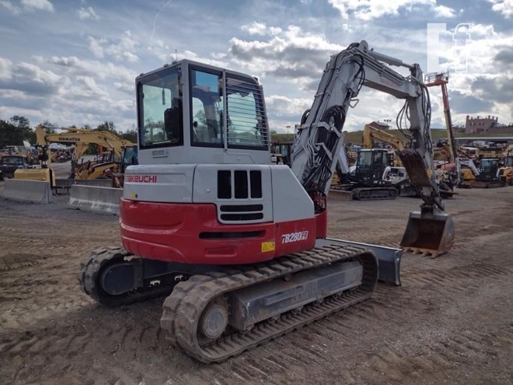 2023-takeuchi-tb280fr-image-47