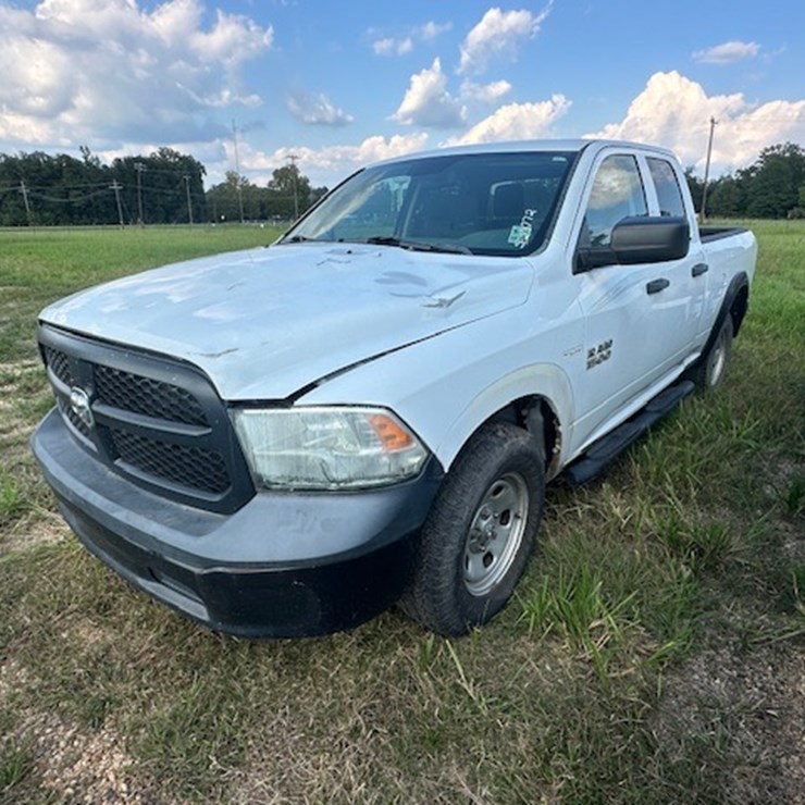 2015 DODGE 1500