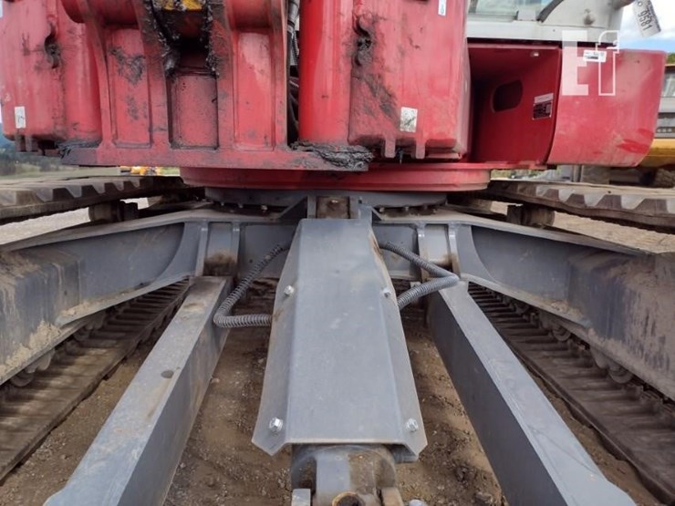 2023-takeuchi-tb280fr-image-22