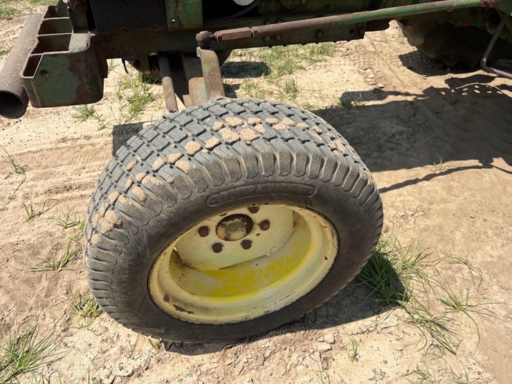 john-deere-1050-image-9