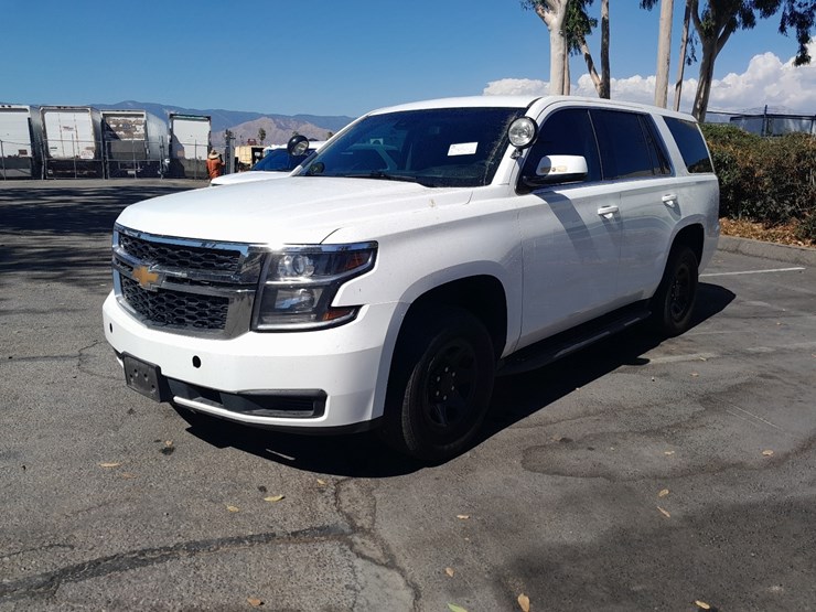 2019-chevrolet-tahoe-image-2