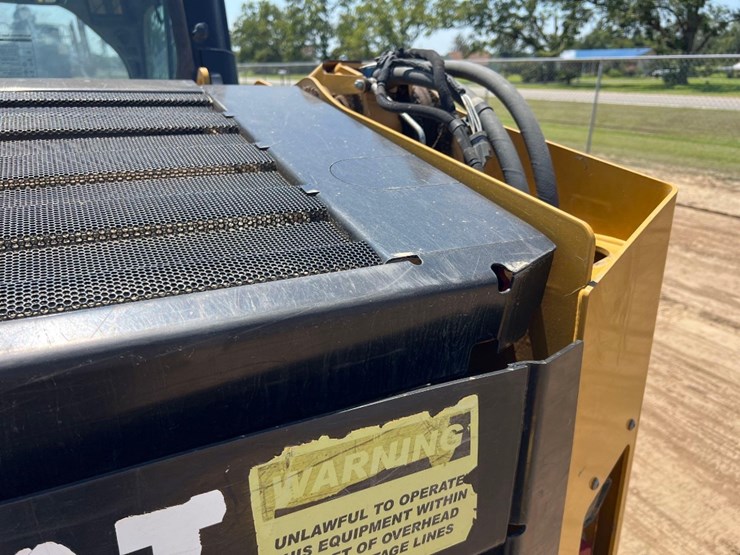 2016-caterpillar-277d-image-21