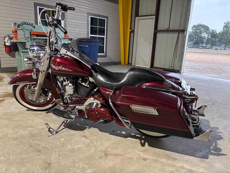 #113-•-2002-harley-roadking-flhrc-image-4