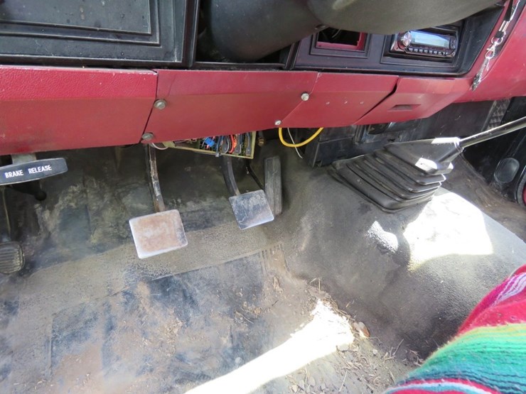 1993-dodge-ram-350-image-12