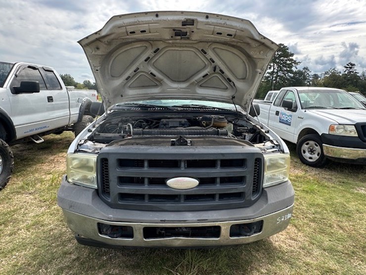 2005-ford-f250-image-39
