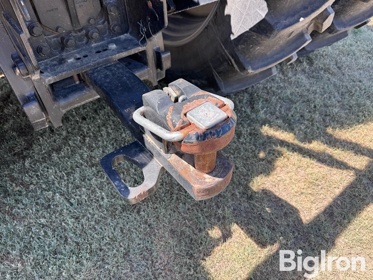 2016-case-ih-magnum-340-cvt-image-9