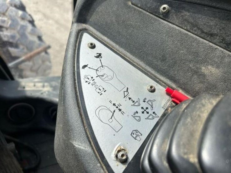2019-jcb-409-image-17
