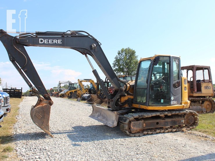 2020-deere-85g-image-2
