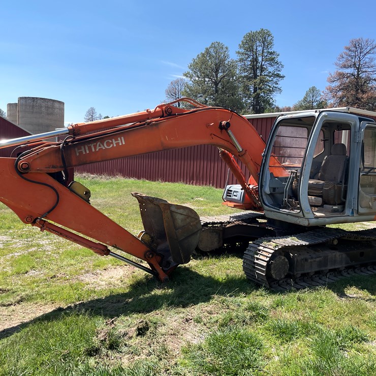 HITACHI EX120