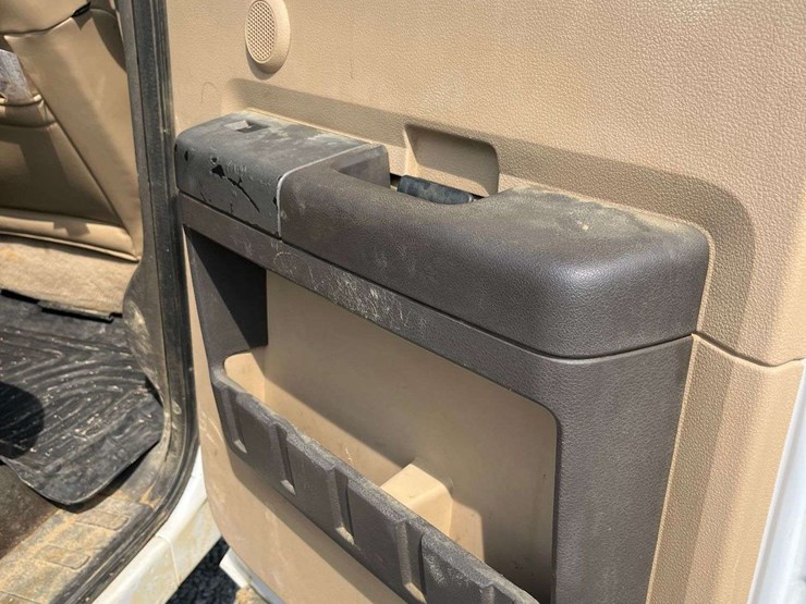 2011-ford-f250-image-22