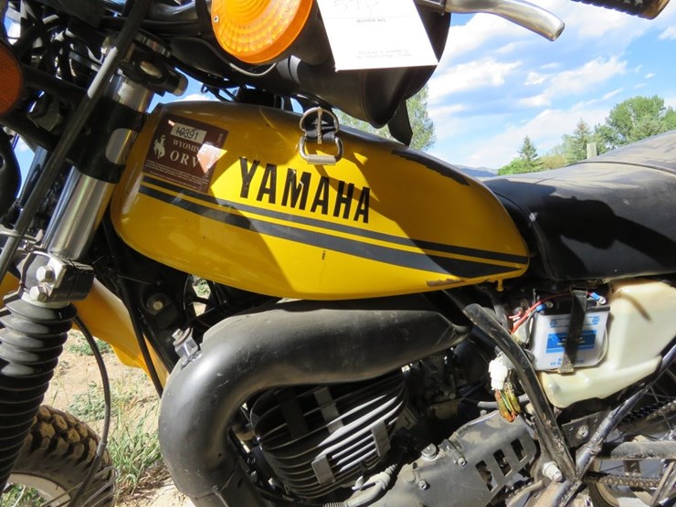 1979-yamaha-dt250-enduro-motorcycle-image-4