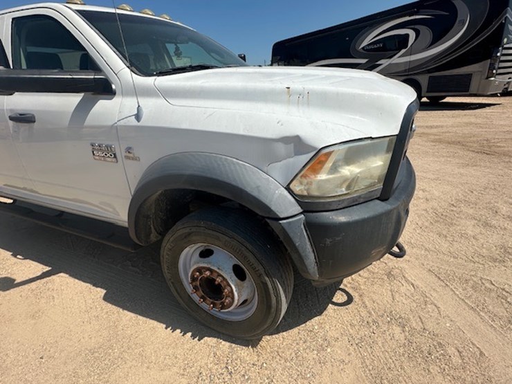 dodge-ram-5500-image-23