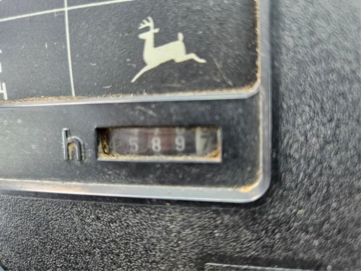 john-deere-4050-image-29
