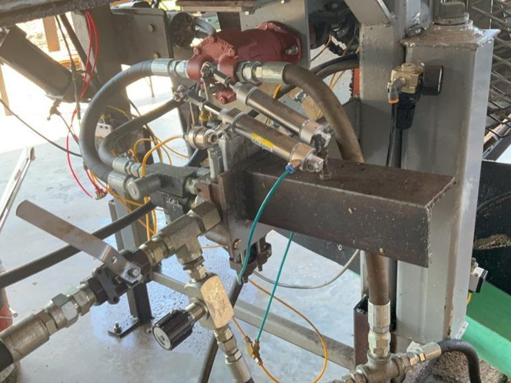 #123-•-automatic-slab-saw-image-11