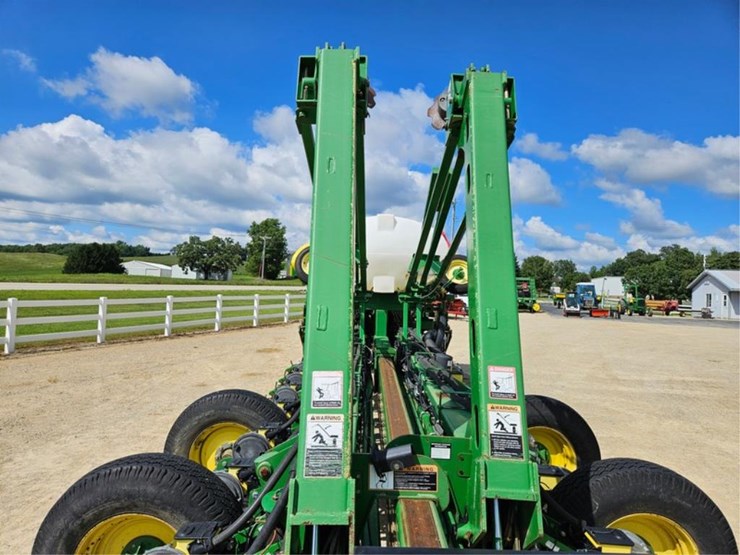 #225-•-westfield-130-71-13"-grain-auger-image-21