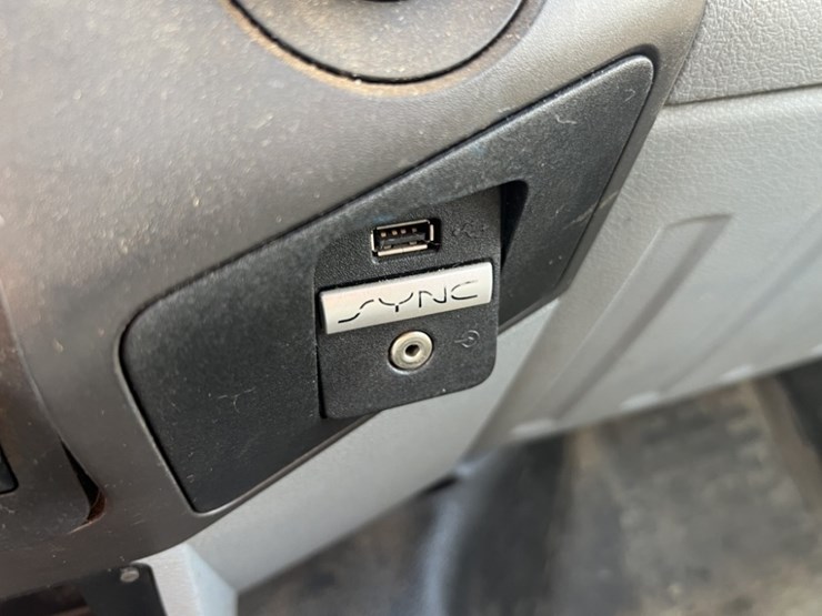 2016-ford-f450-sd-image-32